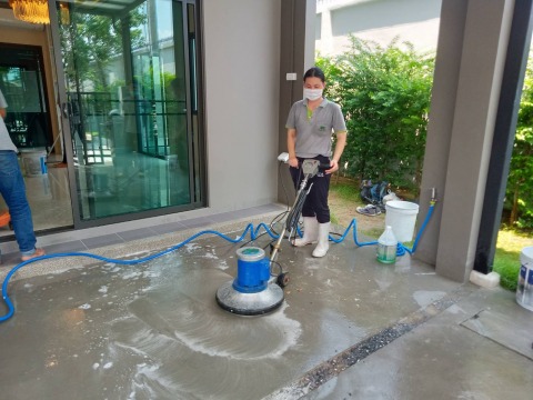 หาแม่บ้านทำความสะอาดบ้านใหม่ก่อนเข้าอยู่